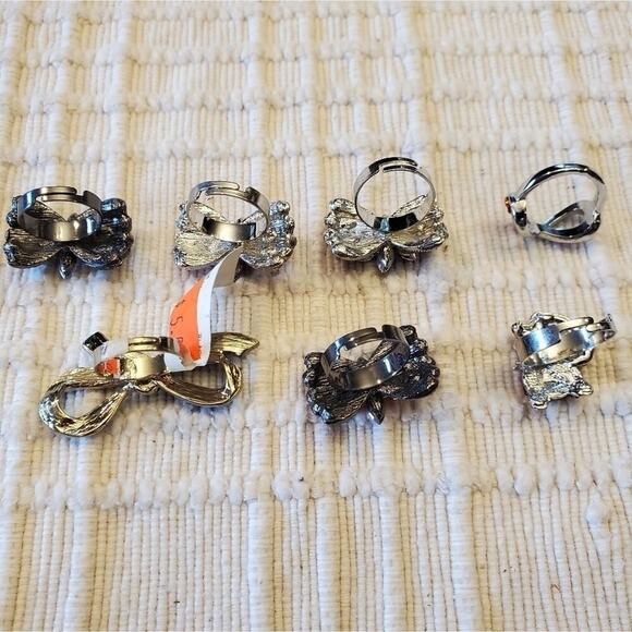 Bundle of floral jeweled adjustable bow cat rings lot - Picture 4 of 4